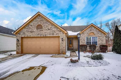 5645 Covington Meadows Dr, Westerville, OH 43082