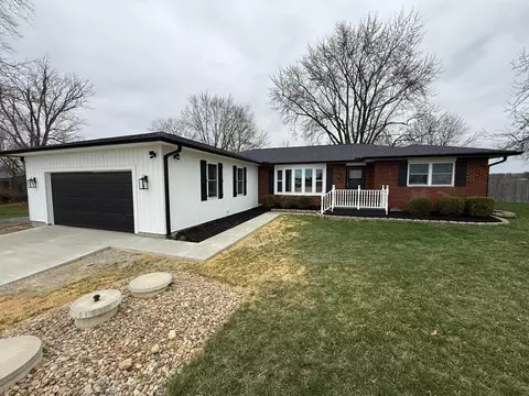 9758 Perrill Rd, Canal Winchester, OH 43110