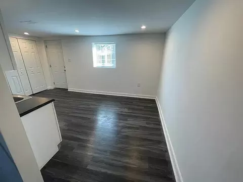 Living - 7 Maple St, Delaware, OH 43015 photo 2 of 2