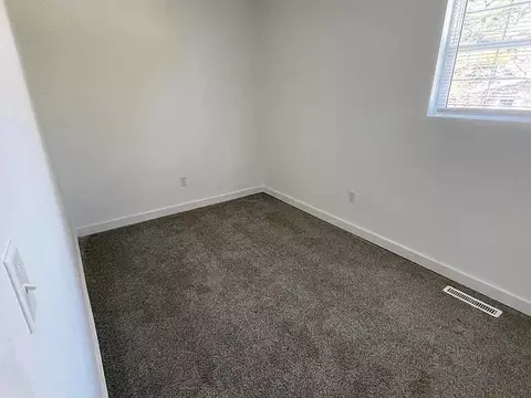 Bedroom - 7 Maple St, Delaware, OH 43015 photo 1 of 3