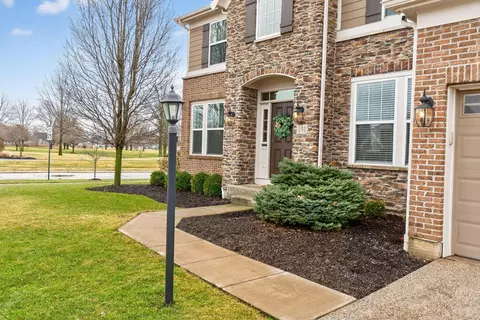 141 Kitdare Dr, Delaware, OH 43015
