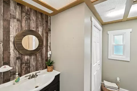 11372 Kickapoo Path, Lakeview, OH 43331 photo 16