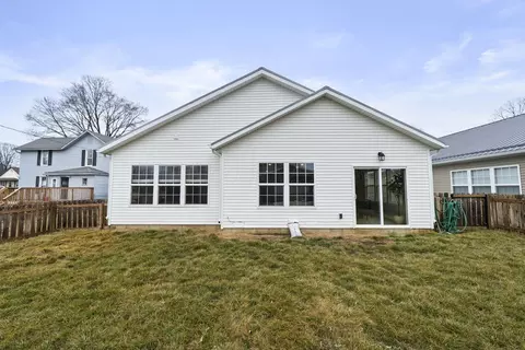 Exterior - 161 E Postal Ave, Newark, OH 43055 photo 3 of 6