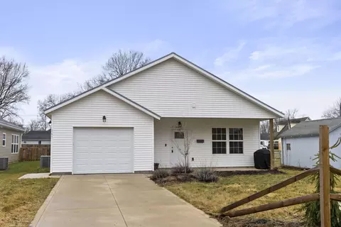 Exterior - 161 E Postal Ave, Newark, OH 43055 photo 6 of 6