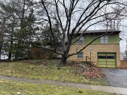4636 Dundee Ave, Columbus, OH 43227