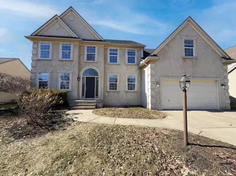 8189 Shady Maple Dr, Canal Winchester, OH 43110