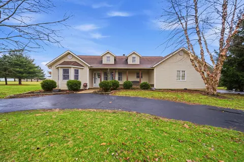 8063 Hagerty Rd, Ashville, OH 43103