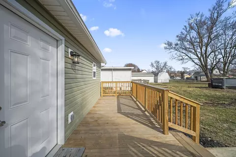 Exterior - 414 Thompson St, Marion, OH 43302 photo 9 of 23