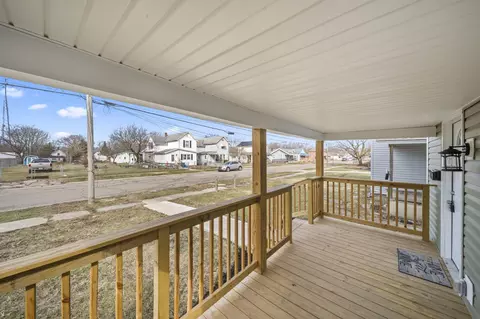 Exterior - 414 Thompson St, Marion, OH 43302 photo 6 of 23