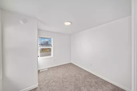 Bedroom - 414 Thompson St, Marion, OH 43302 photo 1 of 14