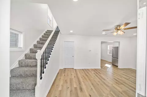 Entry Way - 414 Thompson St, Marion, OH 43302 photo 1 of 11