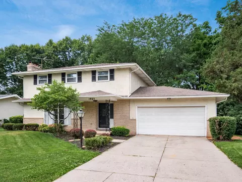 1963 Birkdale Dr, Columbus, OH 43232