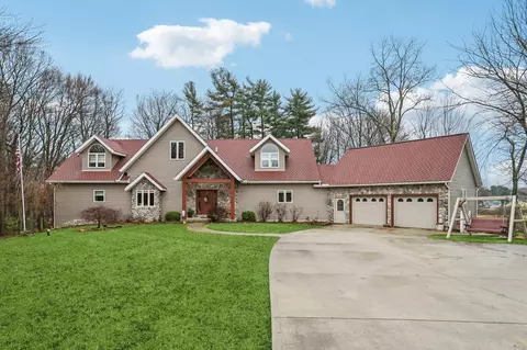 123 Misty Meadows Dr, Heath, OH 43056