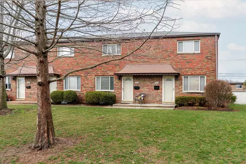 1872 Kentwell Rd, Columbus, OH 43221