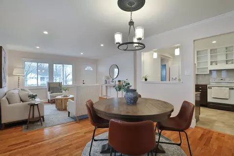 Dining - 268 E Stafford Ave, Worthington, OH 43085 photo 2 of 2
