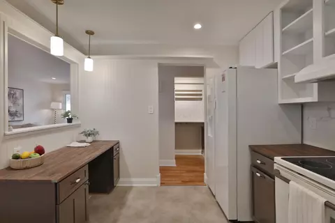 Kitchen - 268 E Stafford Ave, Worthington, OH 43085 photo 2 of 4