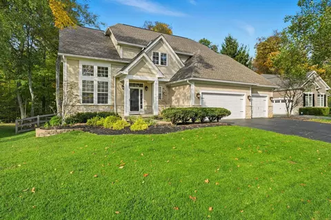 2715 Tucker Trl, Lewis Center, OH 43035