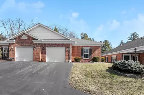 850 W Maple St, Granville, OH 43023