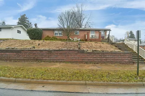 414 River St, Bucyrus, OH 44820