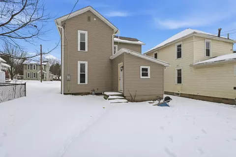 Exterior - 414 E Walnut St, Lancaster, OH 43130 photo 6 of 6