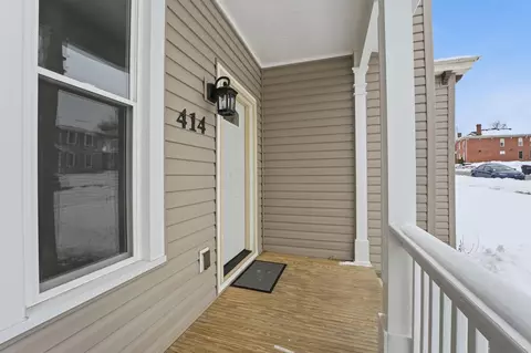 Exterior - 414 E Walnut St, Lancaster, OH 43130 photo 2 of 6