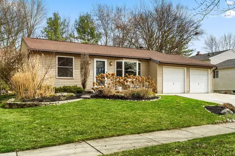 8422 Nuthatch Way, Columbus, OH 43235