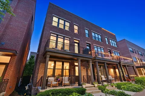 282 Neruda Ave, Columbus, OH 43215