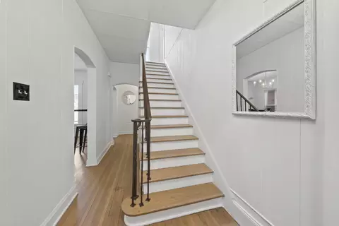 Entry Way - 23 E Maynard Ave, Columbus, OH 43202 photo 3 of 6