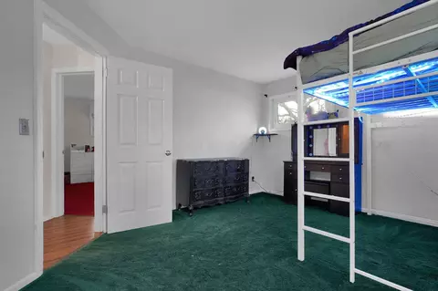 Bedroom - 1448 W Sparrow Rd, Springfield, OH 45502 photo 5 of 10