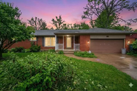 1448 W Sparrow Rd, Springfield, OH 45502