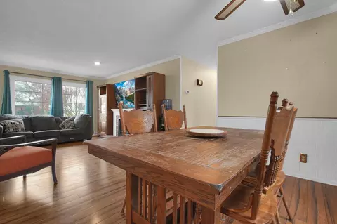 Dining - 1448 W Sparrow Rd, Springfield, OH 45502 photo 2 of 3