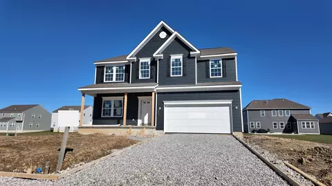 472 Creekside Dr, Commercial Point, OH 43116
