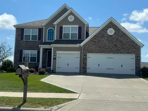 242 Mannaseh Dr W, Granville, OH 43023