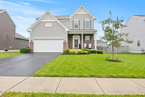513 Heidish Dr, Commercial Point, OH 43116