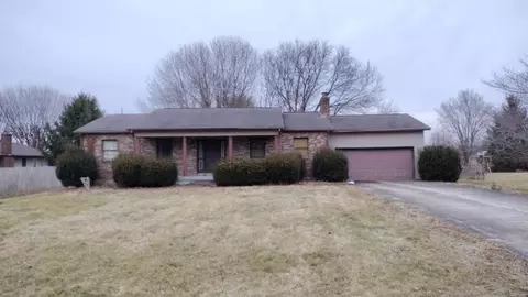 353 Florence Dr, Pickerington, OH 43147