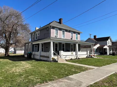 114-116 Maholm St, Newark, OH 43055