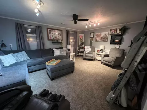Living - 632 Moull St, Newark, OH 43055 photo 1 of 4