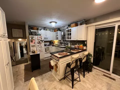 Kitchen - 632 Moull St, Newark, OH 43055 photo 3 of 5