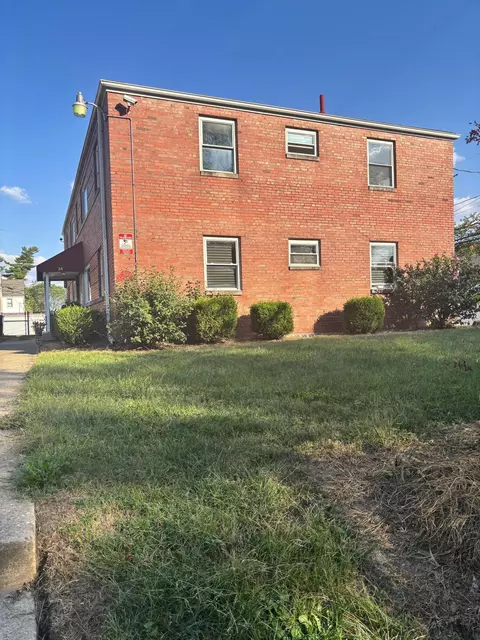 34 N Hampton Rd, Columbus, OH 43213