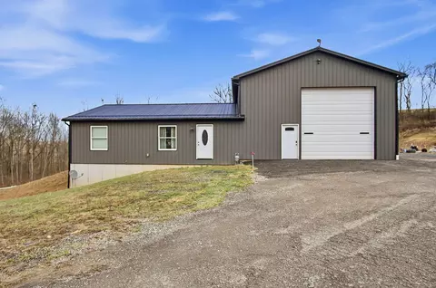 8660 Rural Dale Rd, Blue Rock, OH 43720