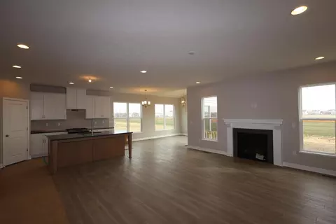 3058 Brian Way, Delaware, OH 43015 photo 2