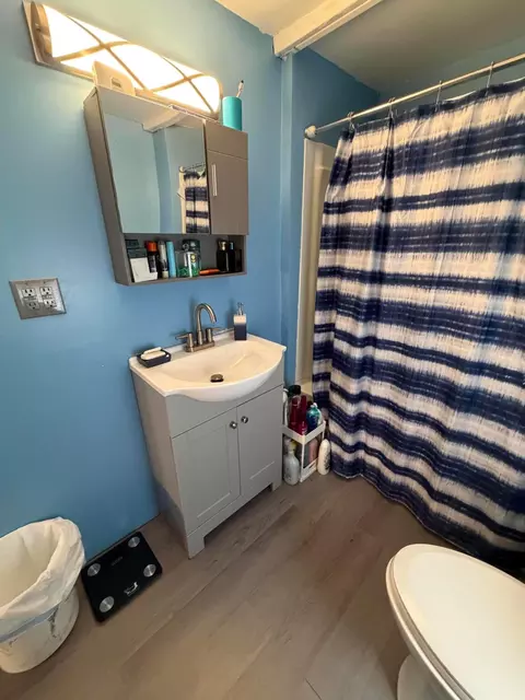 Bath - 335 Whiley Ave, Lancaster, OH 43130 photo 4 of 4