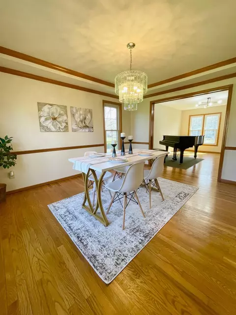 Dining - 5202 Reddington Dr, Dublin, OH 43017 photo 3 of 4