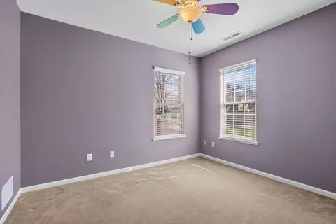 Bedroom - 92 Jonathan Dr, Heath, OH 43056 photo 5 of 6