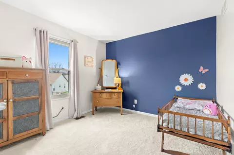 Bedroom - 161 Ash St, Delaware, OH 43015 photo 4 of 7