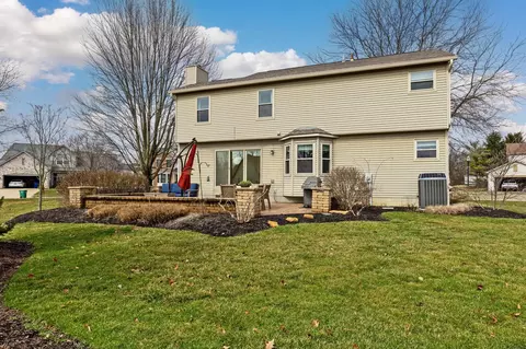 Exterior - 161 Ash St, Delaware, OH 43015 photo 4 of 8