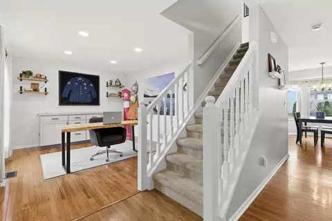 Entry Way - 161 Ash St, Delaware, OH 43015 photo 2 of 4