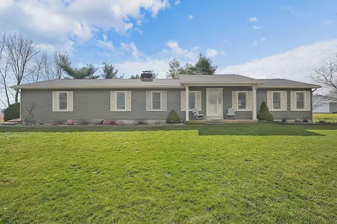 2519 Jefferson Ave, Circleville, OH 43113