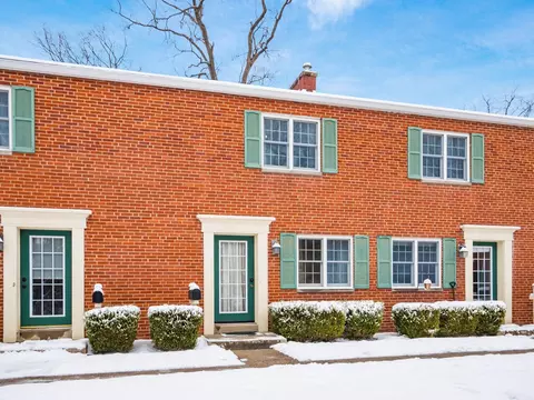 366 Parkview Dr, Columbus, OH 43202