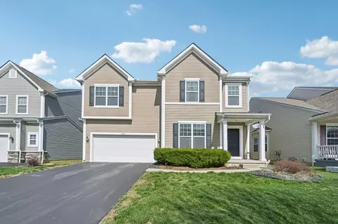 8648 Crooked Maple Dr, Blacklick, OH 43004